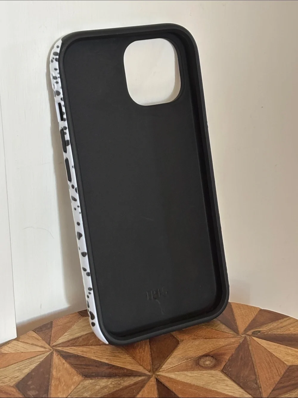 NWT iphone 15 Spotted Speckled Black & White Dots Spots 2 Piece Phone Case